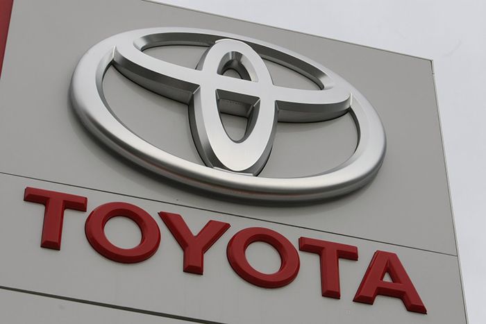 Toyota logo 3